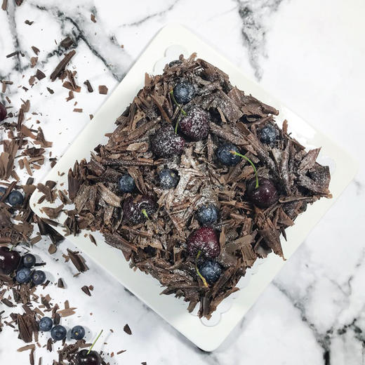 【黑森林】水果淡奶油蛋糕-口感浓郁的黑巧克力碎 商品图3