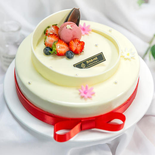【香醇白巧】生日蛋糕- 醇厚浓郁，白巧馥香 慕斯的清爽中和了馥郁 商品图3