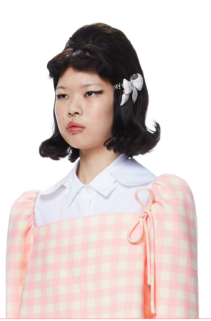 shushutong镶钻的风吹起的蝴蝶结发卡aw2020ac23br001ss100