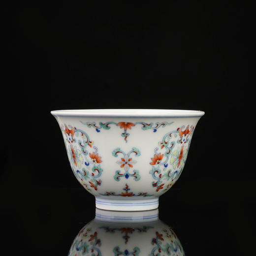 斗彩缠枝团花杯 商品图2