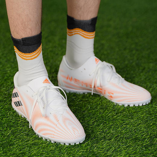 ADIDAS阿迪达斯NEMEZIZ.4 TF碎钉欧洲杯配色足球鞋男FW7347 商品图4
