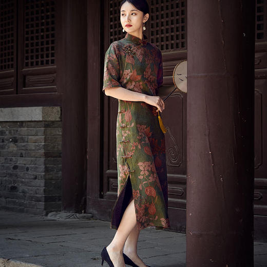 2020新修身长款绢纺印花香云纱改良文艺旗袍连衣裙YZ0089 捌 。 商品图3