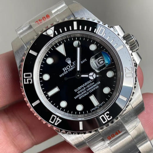 🆕N厂新品 黑水鬼绿水鬼V12版本SUB版的，主要升级机芯摆轮，跟表壳内结构细节，还有外观表带表壳拉砂打磨。V12版本只有新3135机芯。现货出售。 商品图10