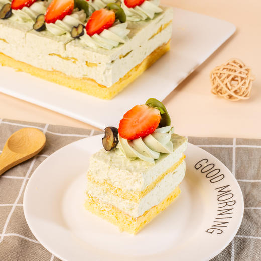 【抹茶慕斯-青春】抹茶慕斯蛋糕-鲜嫩清爽的草莓，搭配生机盎然的抹茶粉 商品图2