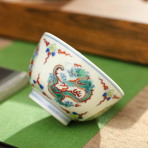 斗彩团龙凤纹杯 商品图3