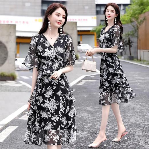 XP-YIXG8071新款优雅气质收腰V领短袖中长款碎花连衣裙 商品图4