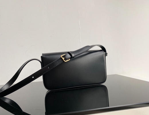 𝐂𝐄𝐋𝐈𝐍𝐄 凯旋门牛皮腋下包-黑色（原厂皮） 商品图2