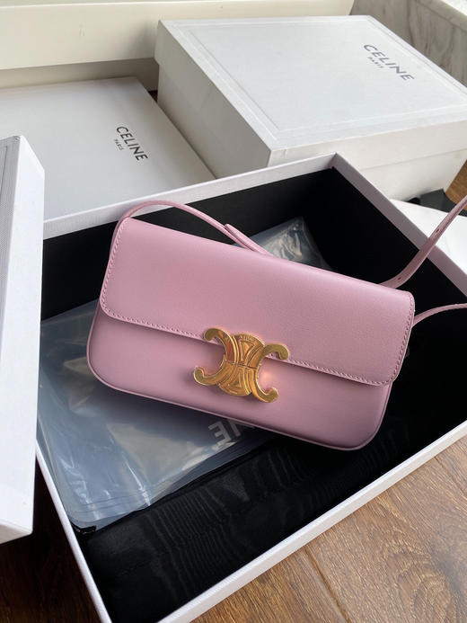 𝐂𝐄𝐋𝐈𝐍𝐄 凯旋牛皮腋下包-粉紫（原厂皮） 商品图6