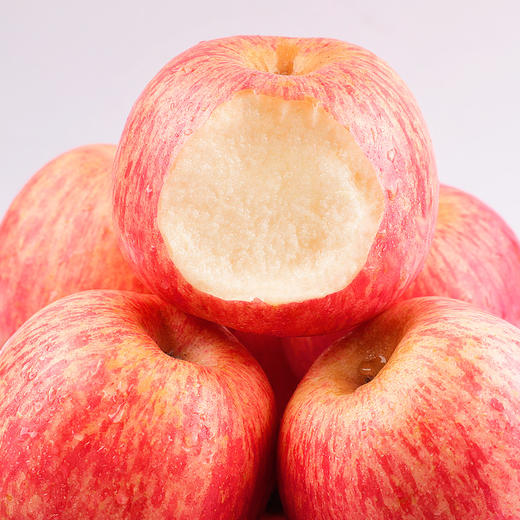 【助农】正宗山东烟台红富士 脆甜爽口 皮薄鲜美多汁 商品图3