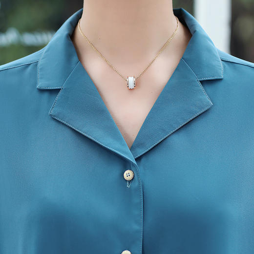 NP  17337四五十岁洋气大码妈妈装雪纺衬衫 商品图3