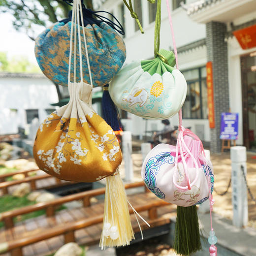 叶开泰“花鸟风月”古风草本香囊礼盒 商品图3