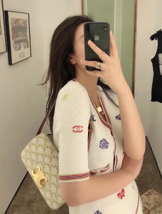 𝐂𝐄𝐋𝐈𝐍𝐄凯旋白花腋下包（原厂皮） 商品图1