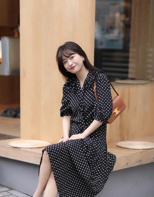 𝐂𝐄𝐋𝐈𝐍𝐄 凯旋牛皮腋下包-棕色（原厂皮） 商品图3