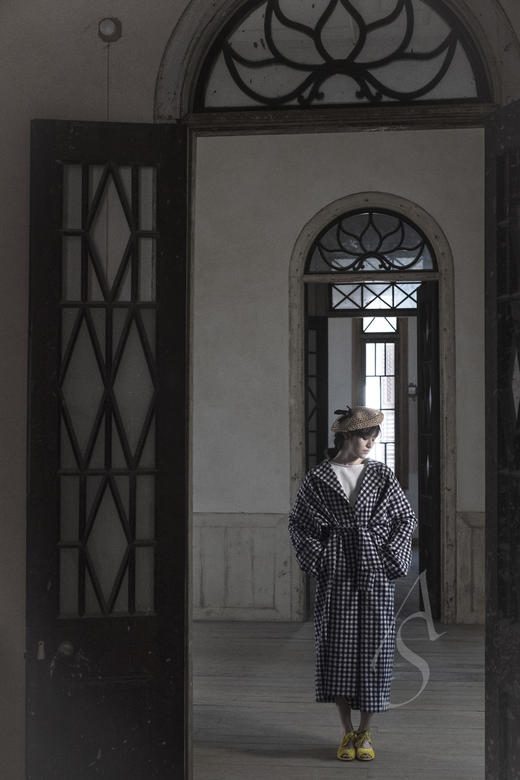 Daniela Gregis 蓝白格纹/绘画亚麻廓形长外套 商品图3