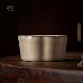 问鼎哥窑传世款梅香杯