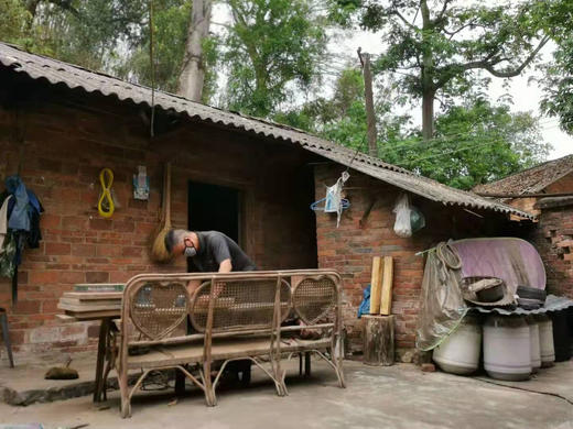 【团购特惠】 正宗老挝蚬木圆砧板。人工切割打磨 纹理不一  天然无防裂药水 健康安全。下单前请下拉屏幕，查看商品详情 商品图6