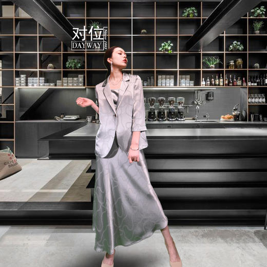 对位SQ2Q5F_套裙_ZK 商品图3