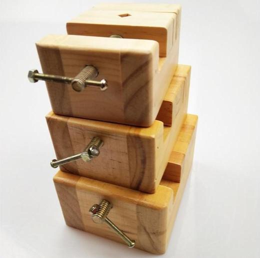 【篆刻印床】印床实木刻床夹具印章石料刻章固定篆刻套装工具松木印床 商品图3