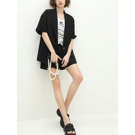 COCOBELLA设计师款黑白纯色肌理感中袖西装女夏宽松外套SI12A 商品图4