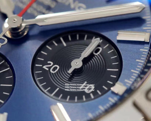 【硬核钢王】GF新品百年灵Chronomat，备受关注的蝴蝶扣辊珠精钢表链因其类似“子弹”的外形被称为“子弹链”。一体式圆滑倒角处理，每一处细节都展现出高辨识度机械美感❕ 商品图3