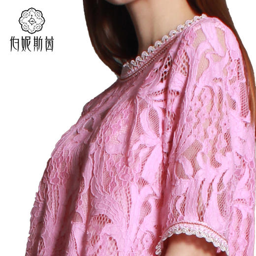 【伯妮斯茵】162T260--粉色T恤（不配吊带）--盛开的桃花--《生命之美-梵高的花园》 商品图3