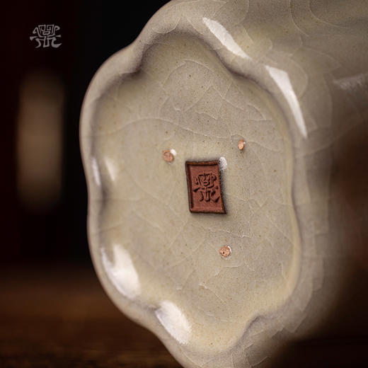 问鼎哥窑传世款梅香杯 商品图4