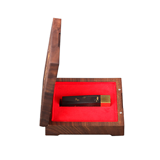 《建党百年 西泠有礼》 【定制珍藏款】西泠印社望江南“不忘初心、砥砺前行”收藏版私人印章定制