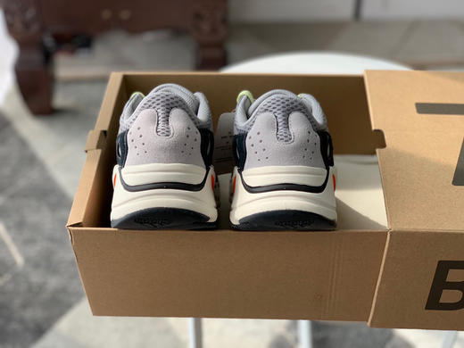 YEEZY BOOST 700-初代 商品图6