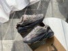 YEEZY BOOST 700-火山 商品缩略图1