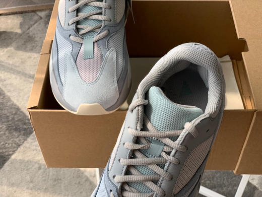 YEEZY BOOST 700-惯性 商品图5