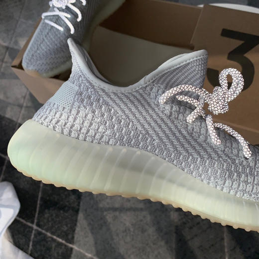 最新Yeezy Boost 350 V2 Yeshaya灰天使 商品图7