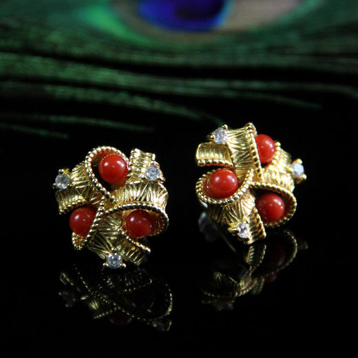 花型珊瑚耳钉 商品图0