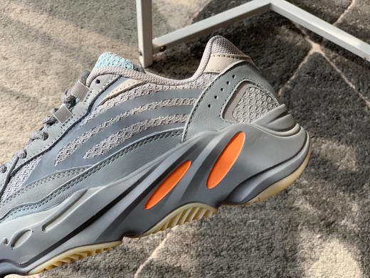 YEEZY BOOST 700-冰蓝 商品图4
