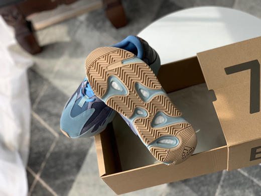 YEEZY BOOST 700-碳蓝 商品图6