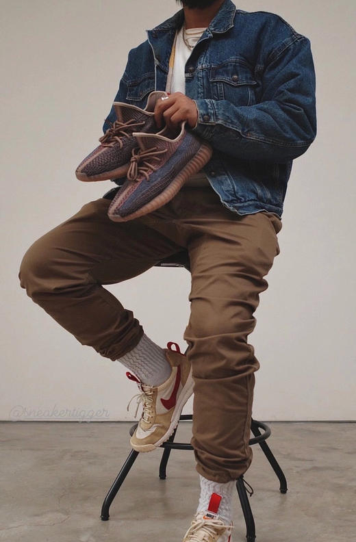 YEEZY BOOST 350 V2 - 蓝褐 商品图1