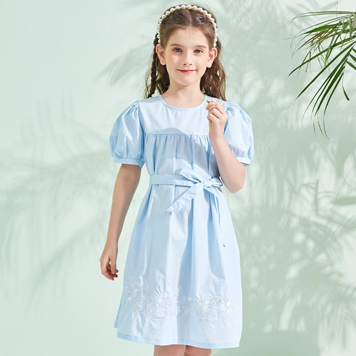 【特价清仓】龙之涵 新款女童灯笼袖绣花连衣裙 婴幼儿A类标准 防晒放紫外UPF50+ 商品图2