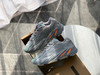 YEEZY BOOST 700-冰蓝 商品缩略图0