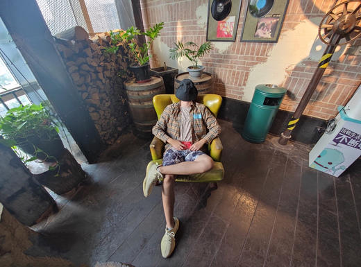 YEEZY BOOST 350 V2 - 氧化天使 商品图3