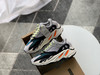 YEEZY BOOST 700-初代 商品缩略图0