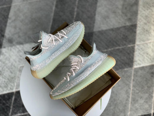 YEEZY BOOST 350 V2 - 灰满天星 商品图5