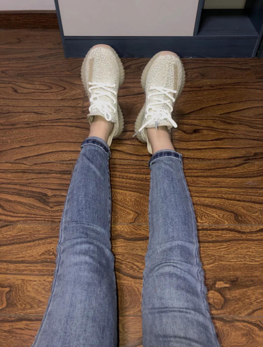 YEEZY BOOST 350 V2 - 芝麻 商品图2