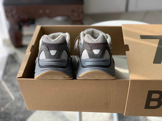 YEEZY BOOST 700-火山 商品图6