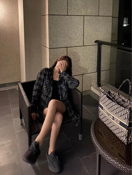 YEEZY BOOST 350 V2 - 黑色天使 商品图3