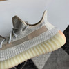 YEEZY BOOST 350 V2 - 芝麻 商品缩略图6