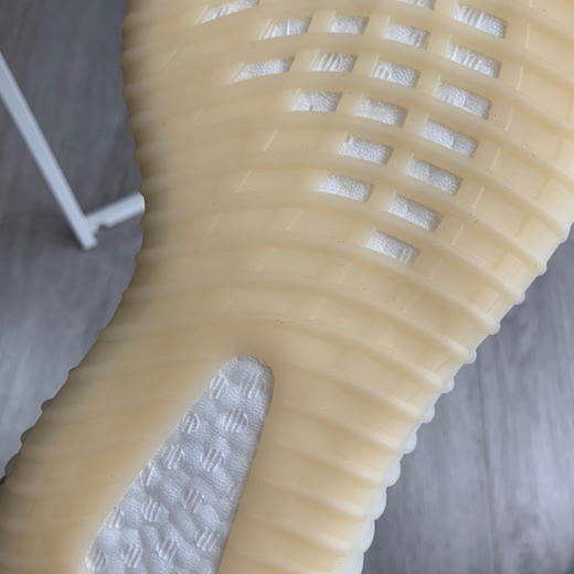 YEEZY BOOST 350 V2 - 灰粉 商品图9