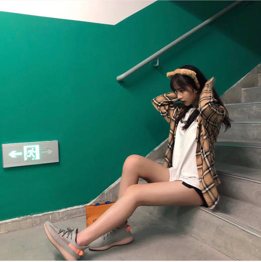 YEEZY BOOST 350 V2 - 欧洲限定 商品图1