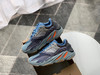 YEEZY BOOST 700-碳蓝 商品缩略图0