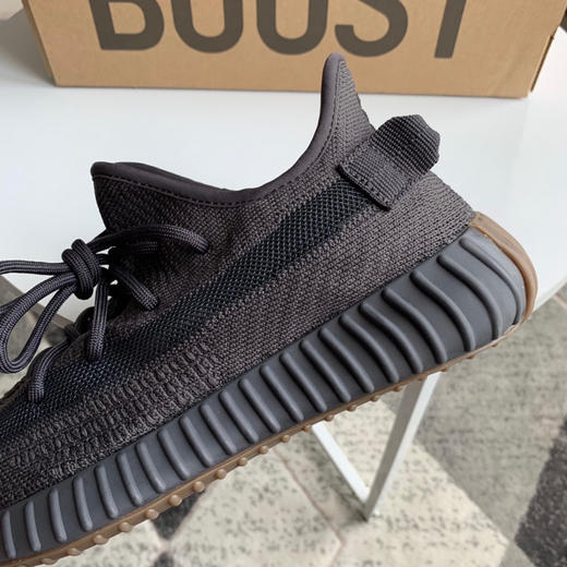 YEEZY BOOST 350 V2 - 黑生胶 商品图8