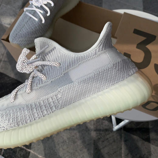 最新Yeezy Boost 350 V2 Yeshaya灰天使 商品图6