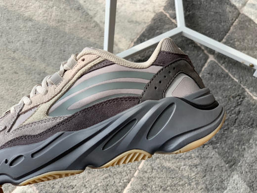 YEEZY BOOST 700-火山 商品图4